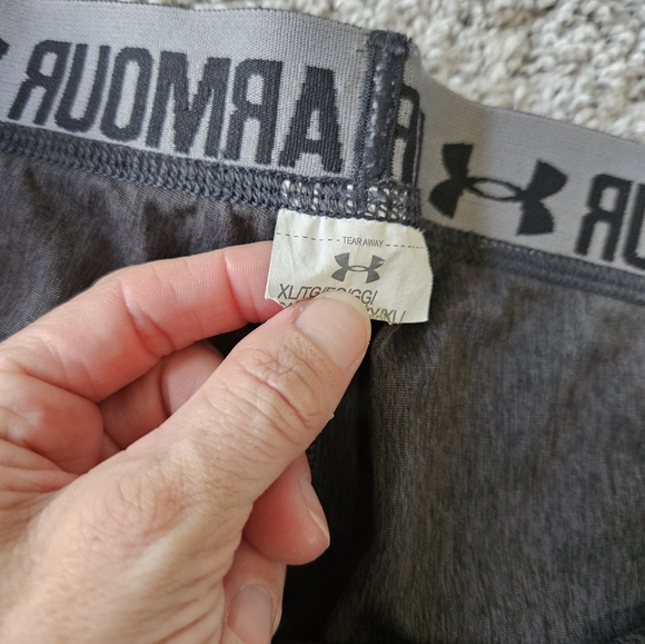 Under Armour Women's Shorts - Picture 3 of 3